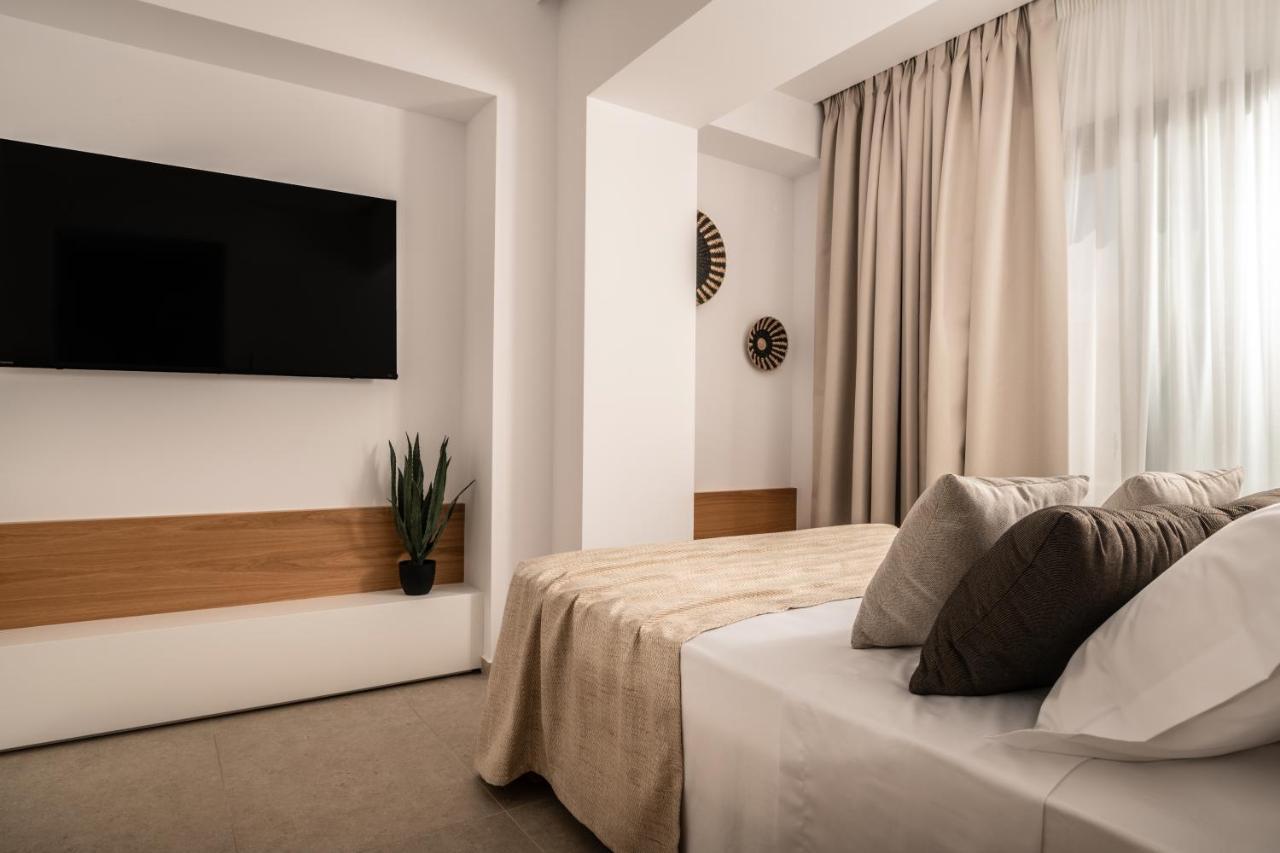 Savvas & Maria Palace Villa *