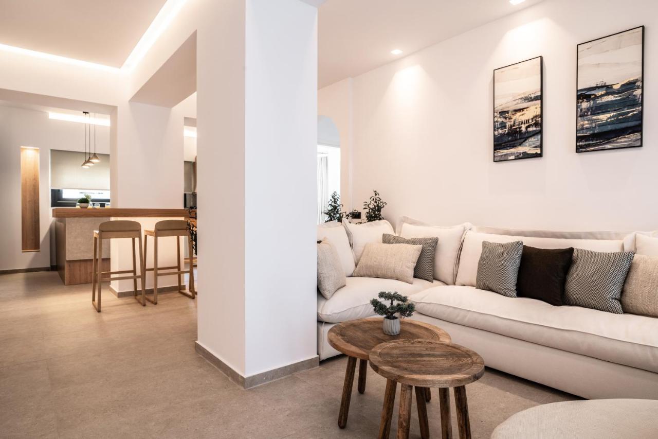 Savvas & Maria Palace *